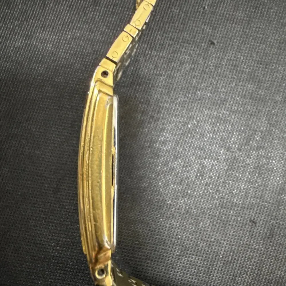 Vintage Bulova C967698 Gold Tank Dress Unisex Midsize 26mm New Battery (Z4)